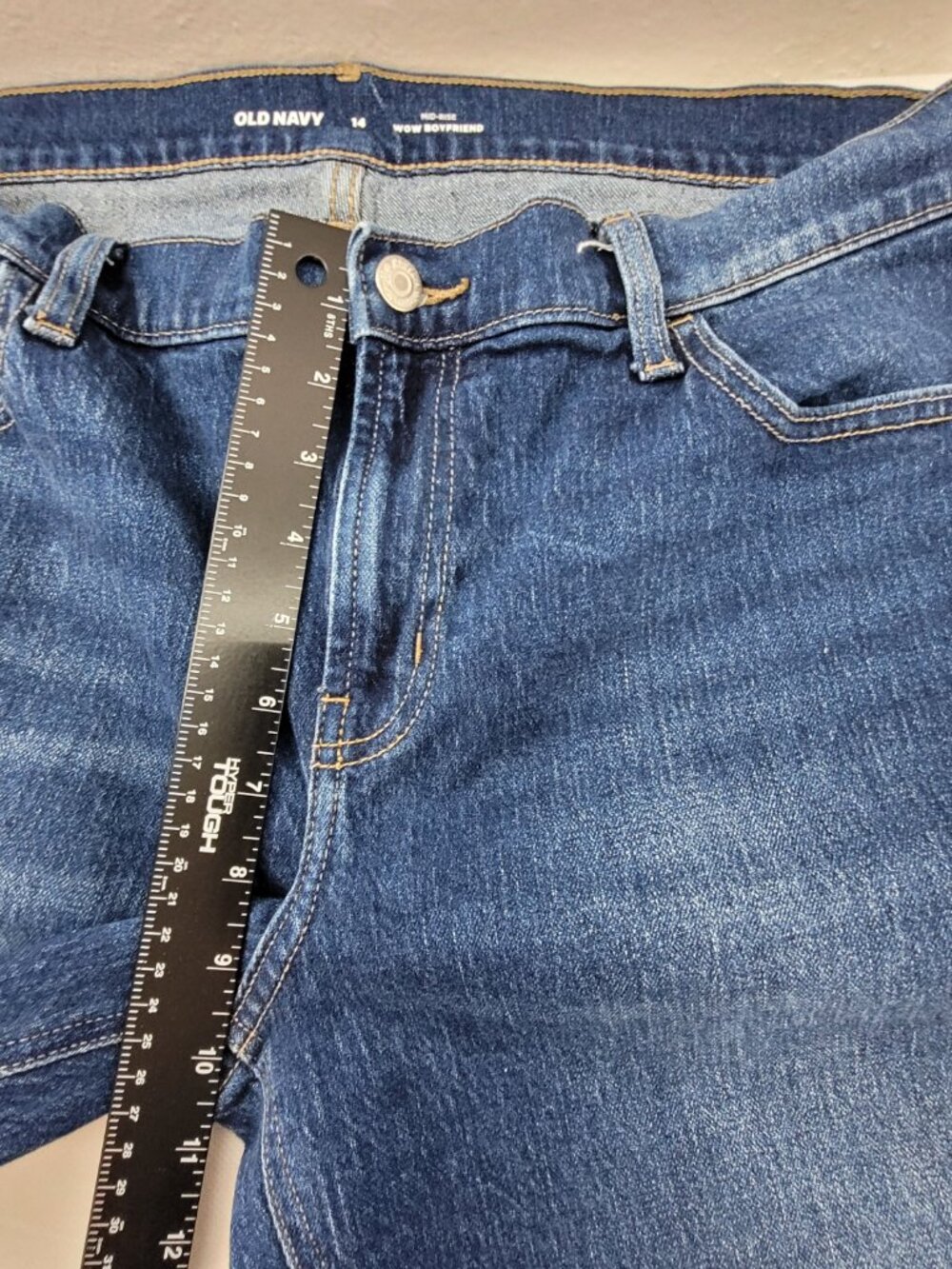 Old Navy Jeans Womens 14 x 31 Blue Medium Wash Stretch WOW Boyfriend Mid Rise - Picture 8 of 12